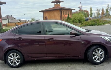 Hyundai Solaris II рестайлинг, 2011 год, 750 000 рублей, 4 фотография