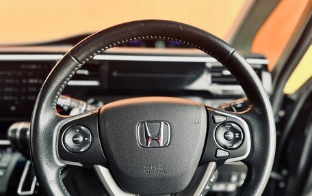 Honda Stepwgn IV, 2015 год, 2 299 000 рублей, 16 фотография