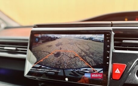 Honda Stepwgn IV, 2015 год, 2 299 000 рублей, 21 фотография