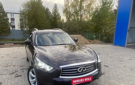 Infiniti FX II, 2013 год, 1 850 000 рублей, 1 фотография