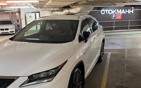 Lexus RX IV рестайлинг, 2017 год, 3 700 000 рублей, 6 фотография