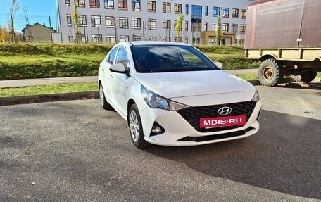 Hyundai Solaris II рестайлинг, 2021 год, 1 550 000 рублей, 3 фотография