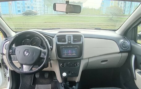 Renault Logan II, 2017 год, 700 000 рублей, 5 фотография