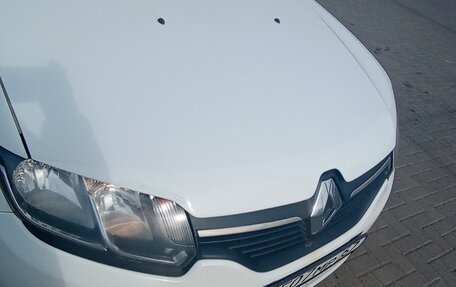 Renault Logan II, 2017 год, 700 000 рублей, 11 фотография