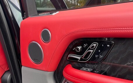 Land Rover Range Rover IV рестайлинг, 2018 год, 8 900 000 рублей, 14 фотография