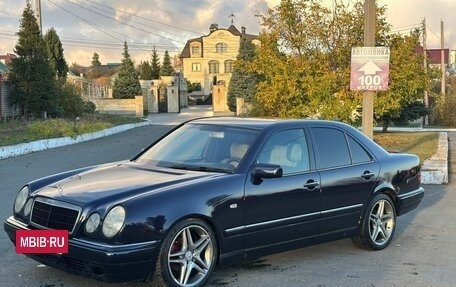 Mercedes-Benz E-Класс, 1998 год, 490 000 рублей, 7 фотография
