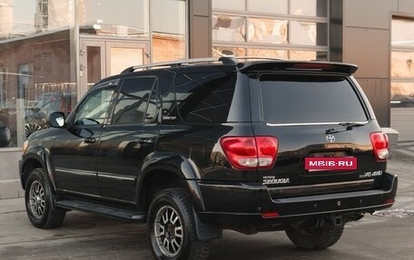 Toyota Sequoia II рестайлинг, 2004 год, 2 030 000 рублей, 7 фотография