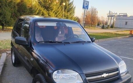 Chevrolet Niva I рестайлинг, 2006 год, 370 000 рублей, 1 фотография