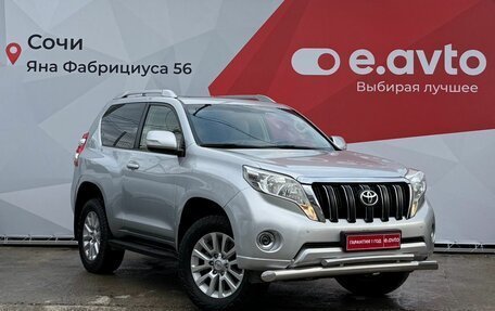 Toyota Land Cruiser Prado 150 рестайлинг 2, 2016 год, 3 950 000 рублей, 3 фотография