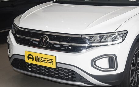 Volkswagen T-Roc I, 2025 год, 2 450 000 рублей, 16 фотография