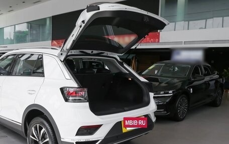 Volkswagen T-Roc I, 2025 год, 2 450 000 рублей, 18 фотография