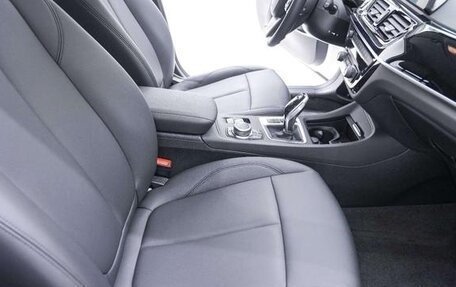 BMW 1 серия, 2021 год, 2 100 000 рублей, 10 фотография