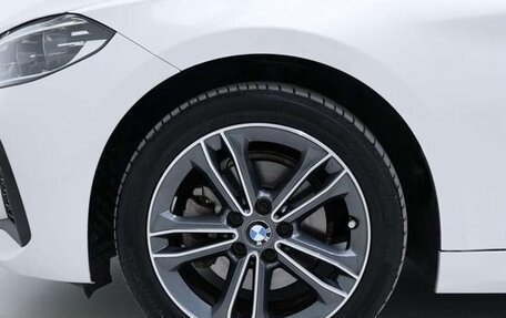 BMW 1 серия, 2021 год, 2 100 000 рублей, 15 фотография