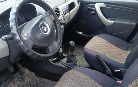 Renault Logan I, 2010 год, 400 000 рублей, 2 фотография