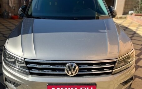 Volkswagen Tiguan II, 2020 год, 3 000 000 рублей, 2 фотография