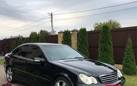 Mercedes-Benz C-Класс, 2004 год, 630 000 рублей, 3 фотография
