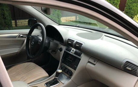 Mercedes-Benz C-Класс, 2004 год, 630 000 рублей, 9 фотография