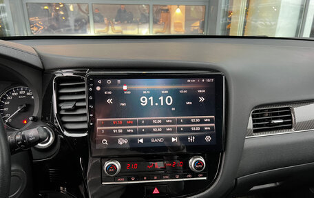 Mitsubishi Outlander III рестайлинг 3, 2020 год, 2 250 000 рублей, 32 фотография