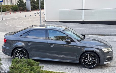 Audi A3, 2018 год, 2 290 000 рублей, 2 фотография