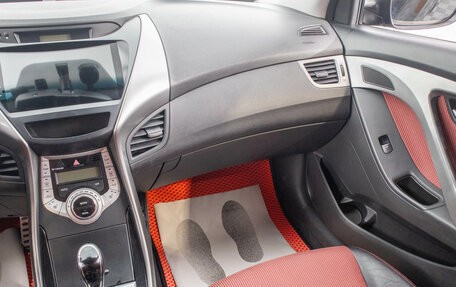 Hyundai Elantra V, 2011 год, 999 000 рублей, 24 фотография