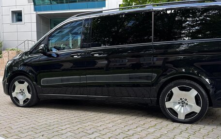 Mercedes-Benz V-Класс, 2024 год, 19 500 000 рублей, 13 фотография