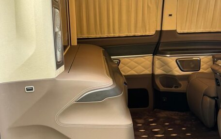 Mercedes-Benz V-Класс, 2024 год, 19 500 000 рублей, 9 фотография