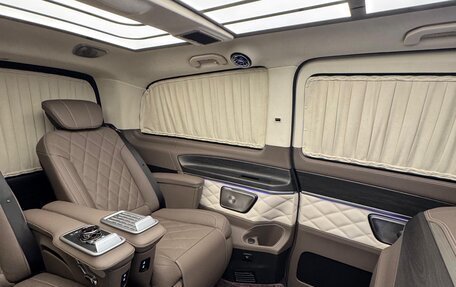 Mercedes-Benz V-Класс, 2024 год, 19 500 000 рублей, 29 фотография