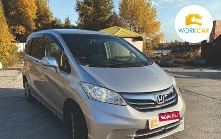 Honda Freed I, 2012 год, 900 000 рублей, 1 фотография