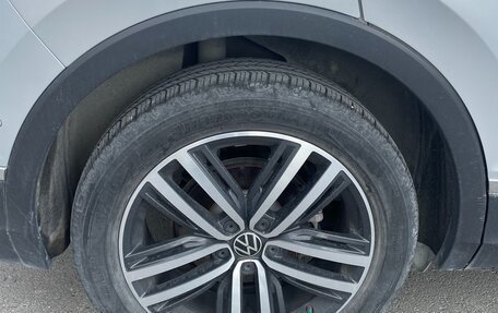 Volkswagen Tiguan II, 2021 год, 3 650 000 рублей, 5 фотография