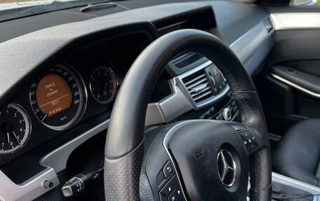 Mercedes-Benz E-Класс, 2009 год, 1 300 000 рублей, 3 фотография