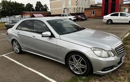 Mercedes-Benz E-Класс, 2009 год, 1 300 000 рублей, 4 фотография