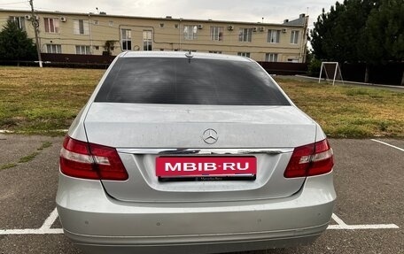 Mercedes-Benz E-Класс, 2009 год, 1 300 000 рублей, 6 фотография