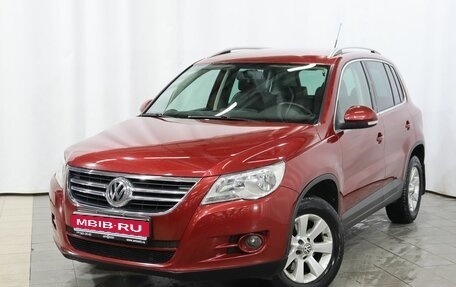 Volkswagen Tiguan I, 2011 год, 1 349 000 рублей, 1 фотография