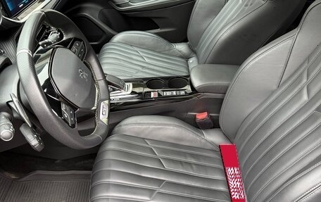 Peugeot 2008 II, 2021 год, 2 900 000 рублей, 11 фотография