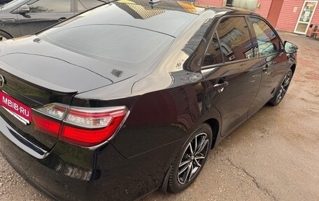 Toyota Camry, 2017 год, 2 450 000 рублей, 3 фотография