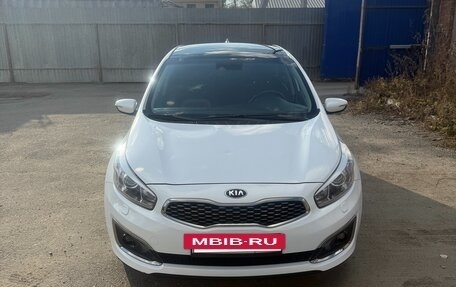 KIA cee'd III, 2018 год, 1 950 000 рублей, 2 фотография