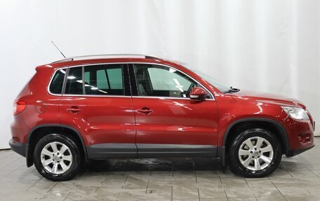 Volkswagen Tiguan I, 2011 год, 1 349 000 рублей, 7 фотография