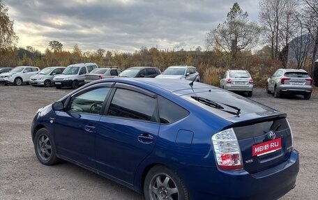 Toyota Prius, 2008 год, 870 000 рублей, 3 фотография