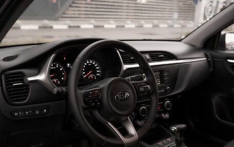 KIA Rio IV, 2021 год, 1 598 000 рублей, 5 фотография