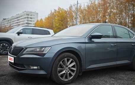 Skoda Superb III рестайлинг, 2018 год, 1 750 000 рублей, 4 фотография