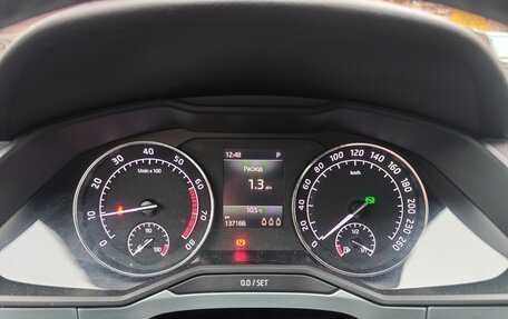 Skoda Superb III рестайлинг, 2018 год, 1 750 000 рублей, 17 фотография