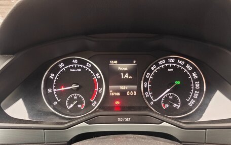 Skoda Superb III рестайлинг, 2018 год, 1 750 000 рублей, 16 фотография