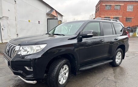 Toyota Land Cruiser Prado 150 рестайлинг 2, 2020 год, 5 500 000 рублей, 2 фотография