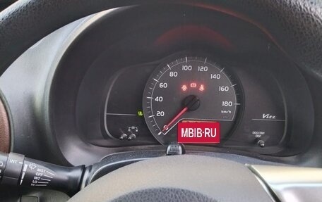 Toyota Vitz, 2011 год, 660 000 рублей, 8 фотография