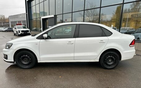 Volkswagen Polo VI (EU Market), 2015 год, 899 000 рублей, 2 фотография