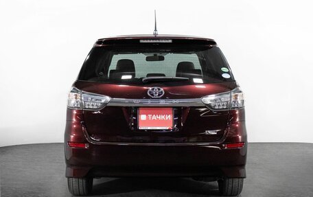 Toyota Wish II, 2013 год, 1 460 000 рублей, 4 фотография