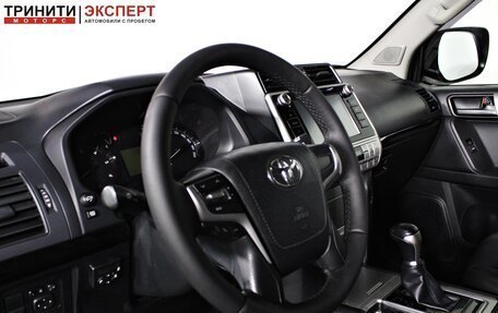 Toyota Land Cruiser Prado 150 рестайлинг 2, 2017 год, 4 197 000 рублей, 11 фотография