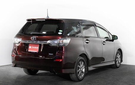 Toyota Wish II, 2013 год, 1 460 000 рублей, 3 фотография