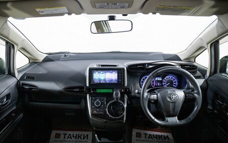 Toyota Wish II, 2013 год, 1 460 000 рублей, 9 фотография