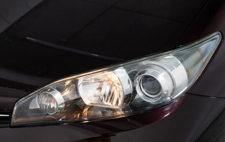 Toyota Wish II, 2013 год, 1 460 000 рублей, 21 фотография